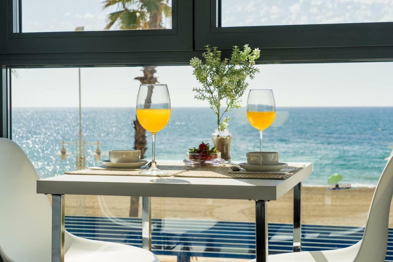 Gran Vivienda De Lujo Frente Al Mar Apartment Malaga Exterior photo